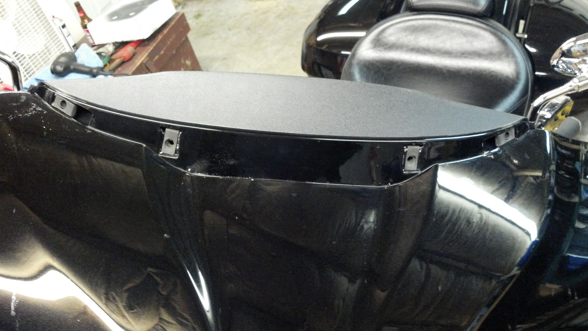 REMOVE FRONT OUTER FAIRING